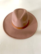 Load image into Gallery viewer, Leather Strap Fedora