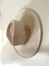 Load image into Gallery viewer, Double Belted Fedora