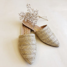 Load image into Gallery viewer, Rattan Mule