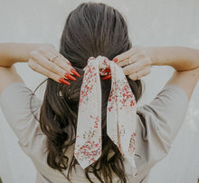 Load image into Gallery viewer, Floral Tail Scrunchie