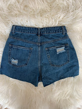 Load image into Gallery viewer, Distressed Denim Shortie