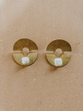 Load image into Gallery viewer, The Elizabeth Earring