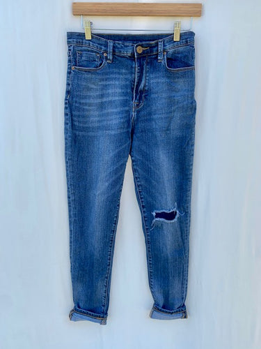 Casual Mid-Rise Denim