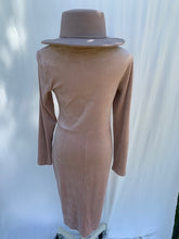Load image into Gallery viewer, Dusty Pink Velvet Dress